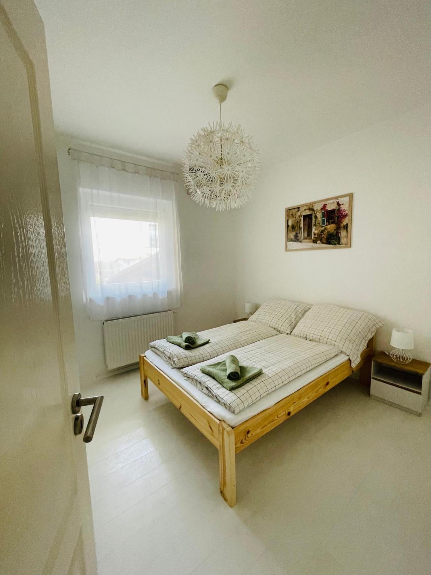 Gold Apartman نايغكانيشا المظهر الخارجي الصورة